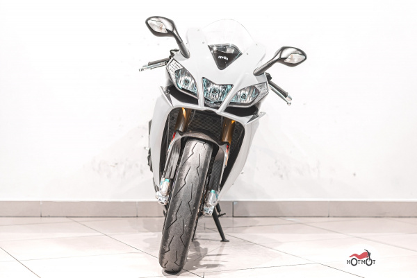 Мотоцикл APRILIA RSV4 2010, БЕЛЫЙ пробег 30573 с ПТС | Мототека
