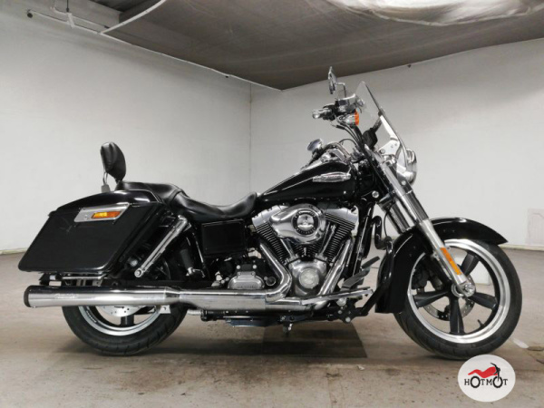 Мотоцикл HARLEY - DAVIDSON Dyna Switchback 2011, Черный пробег 47461 с ПТС | Мототека
