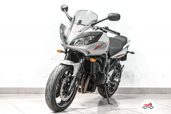 Мотоцикл YAMAHA FZ6 2010, СЕРЕБРИСТЫЙ пробег 28720 | Мототека