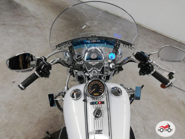 Мотоцикл HARLEY - DAVIDSON Road King 2008, БЕЛЫЙ пробег 97603 | Мототека